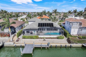 Charming 4 Bed Waterfront Escape w/ Pool and Dock